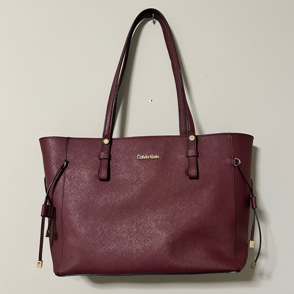 Calvin Klein Tote Bag